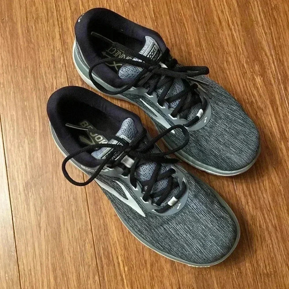 Brooks pure flow 7 women’s running sneakers size 9.5 - gray/black - Picture 2 of 9